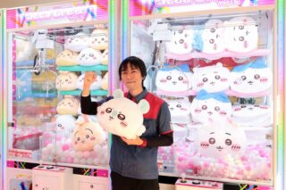 こんにちは、静岡呉服町名店街です！

今日は「一店逸品」のご紹介✨

🎮 仲間とクレーンゲームで盛り上がろう！

「タイトーＦステーション 静岡店」には、家族連れに人気の大きなぬいぐるみや、アニメファン必見のフィギュアなど、さまざまな景品が盛りだくさん！

「これ欲しい！」という景品を見つけたら、みんなでクレーンゲームに挑戦してみませんか？✨

クレーンゲームだけでなく、音楽ゲームやプリントシール機、ビデオゲームも充実！

友達とワイワイ楽しむのはもちろん、家族でのお出かけや、おまち歩きの途中に立ち寄るのもおすすめです♪

呉服町でのお買い物のあとに、もうひと遊び！
ぜひ「タイトーＦステーション 静岡店」で、思いっきり楽しんでください😊

【タイトーＦステーション 静岡店】
日～木曜日：10:00～22:00
金・土・祝前日：10:00～24:00
定休日：無休
TEL：054-251-3200

 #静岡呉服町名店街
 #一店逸品 
 #タイトーFステーション
 #ちいかわ